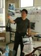 中国写实画派《热血五月·2008》抗震救灾义创作现场　艾轩在创作中
